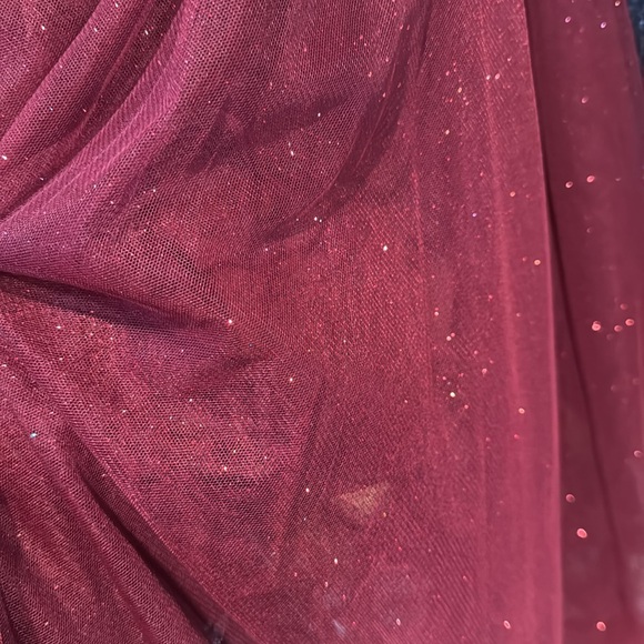 Say Yes to the Prom Juniors' Illusion Embroidered High-Low Gown Size 7 NWT - Picture 3 of 3